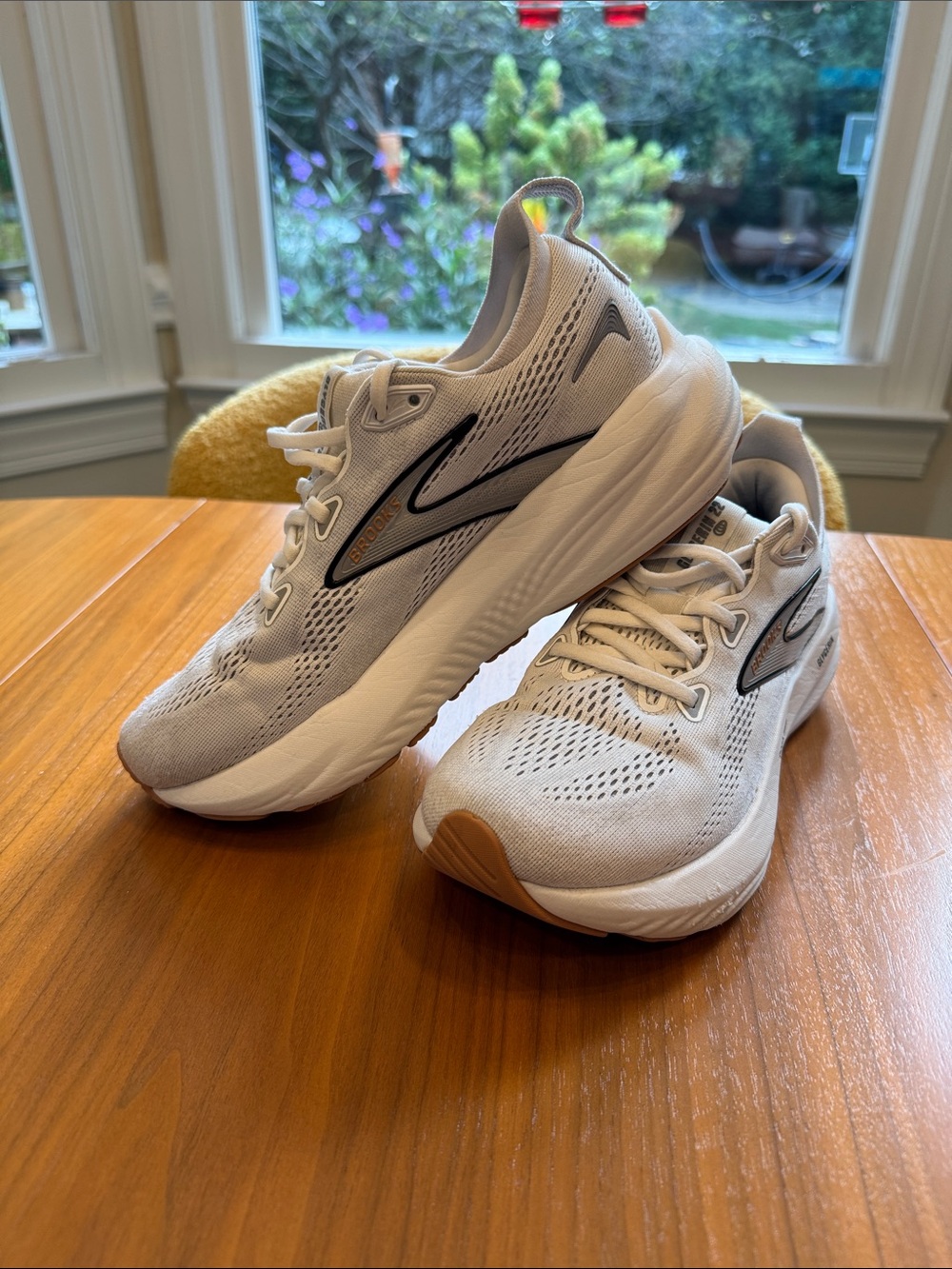 Women’s Brooks Glycerin 22 size 7.5